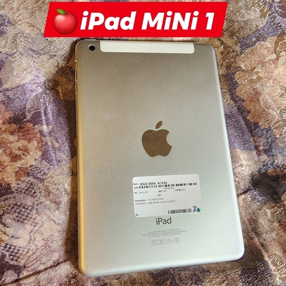 Apple iPad Mini (Silver) - Compact Tablet